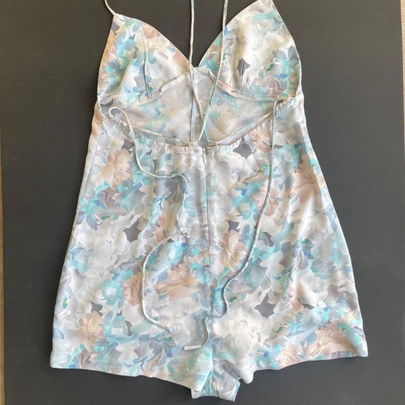 Pastel Floral Jumpsuit Romper size S - Picture 4 of 8